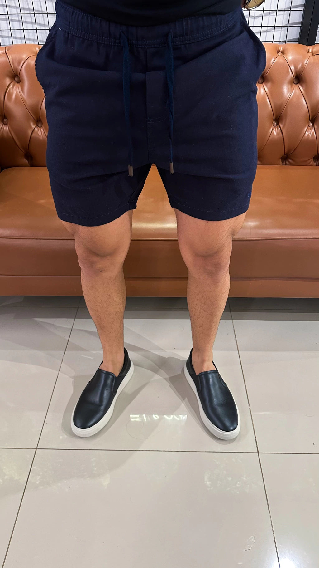 BERMUDA LINHO HUGO BOSS PREMIUM - AZUL MARINHO