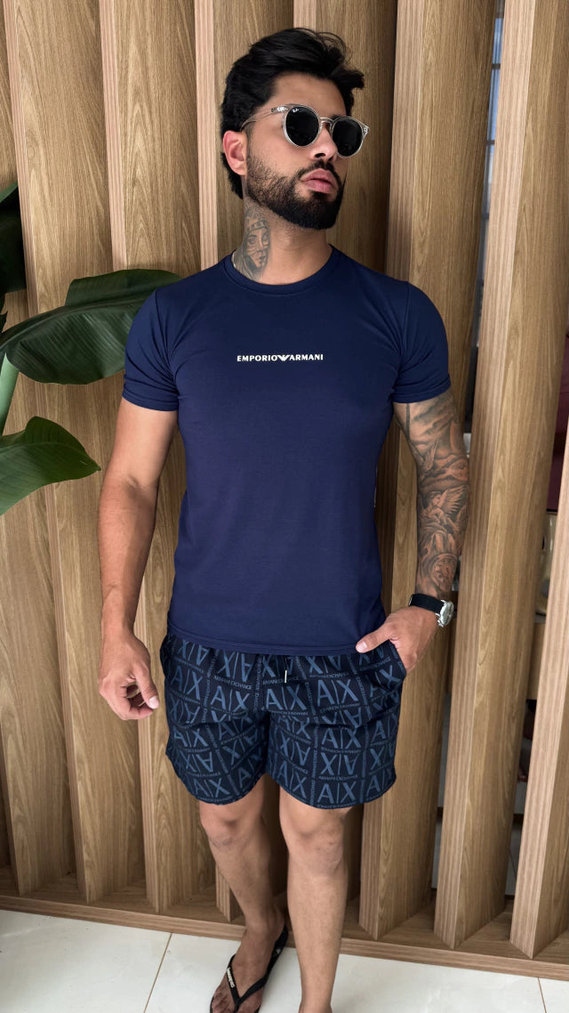CAMISETA EMPORIO ARMANI CENTRAL - AZUL MARINHO