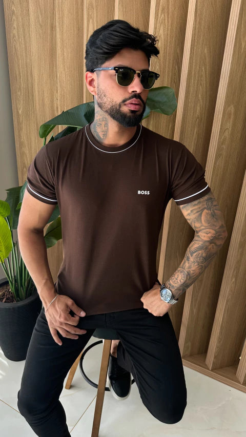 CAMISETA BOSS DETALHES - MARROM