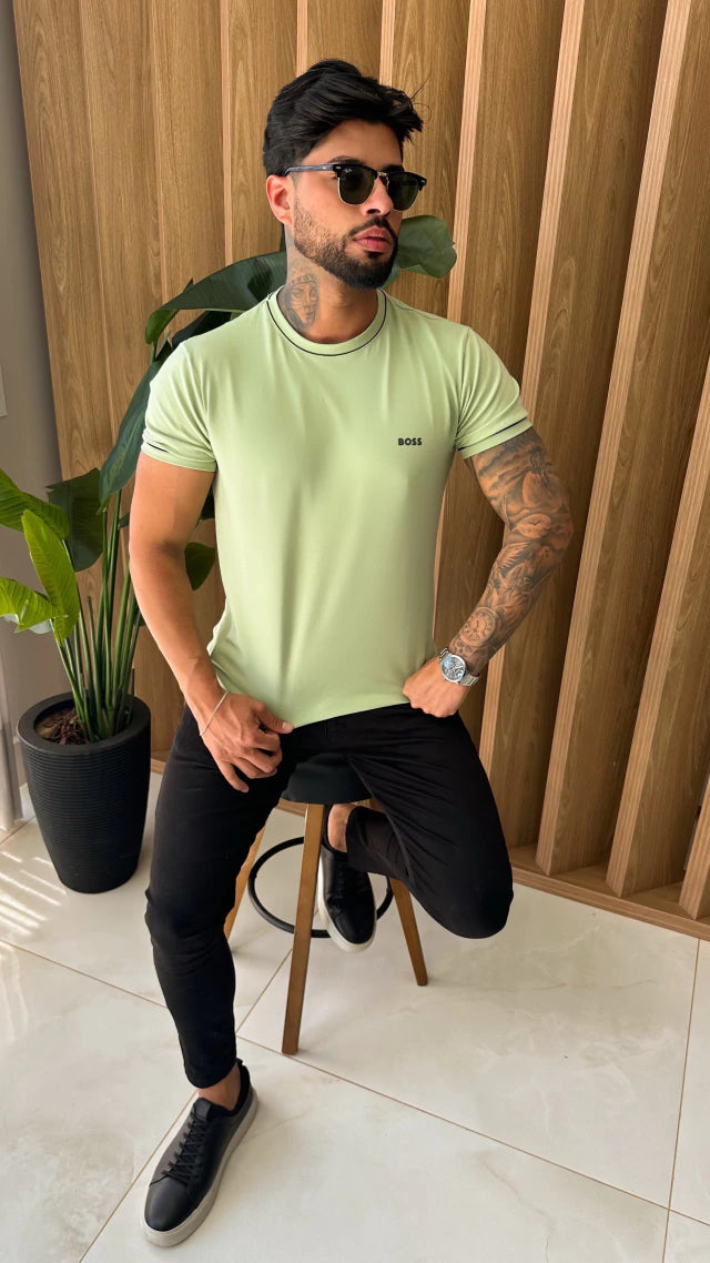 CAMISETA BOSS DETALHES - VERDE CLARO