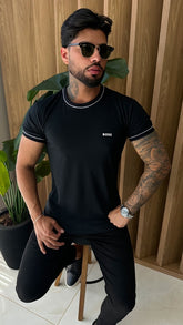 CAMISETA BOSS DETALHES - PRETA