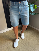 BERMUDA JEANS CALVIN KLEIN - AZUL CLARO