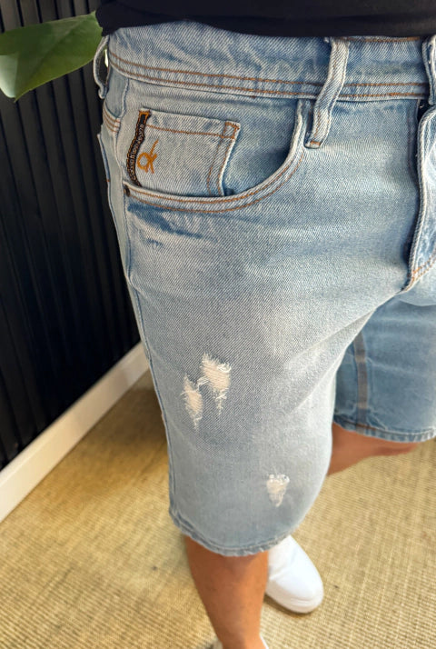 BERMUDA JEANS CALVIN KLEIN - AZUL CLARO
